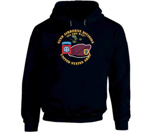 Army - 82nd Airborne Div - Beret - Mass Tac - Maroon  - 504th Infantry Regiment Classic T Shirt, Crewneck Sweatshirt, Hoodie, Long Sleeve