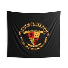Load image into Gallery viewer, Indoor Wall Tapestries - USMC - 3rd Battalion, 5th Marines - Dark Horse
