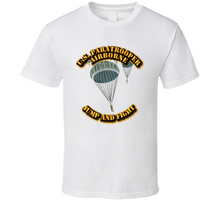 Load image into Gallery viewer, Army - US Paratrooper T Shirt
