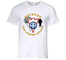 Load image into Gallery viewer, Army - Recondo - Para - 82ad Wo Ds T Shirt

